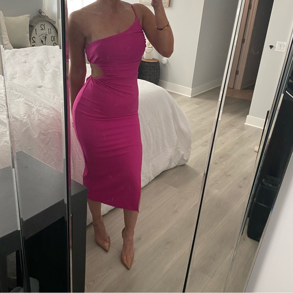 Hello Molly : Pink Dress : Brand New • Magenta